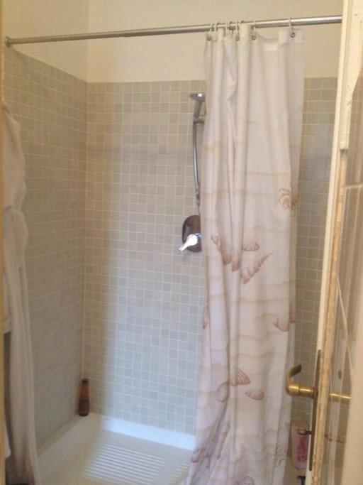 Accogliente Trilocale In Gran Madre Apartment Turin Luaran gambar
